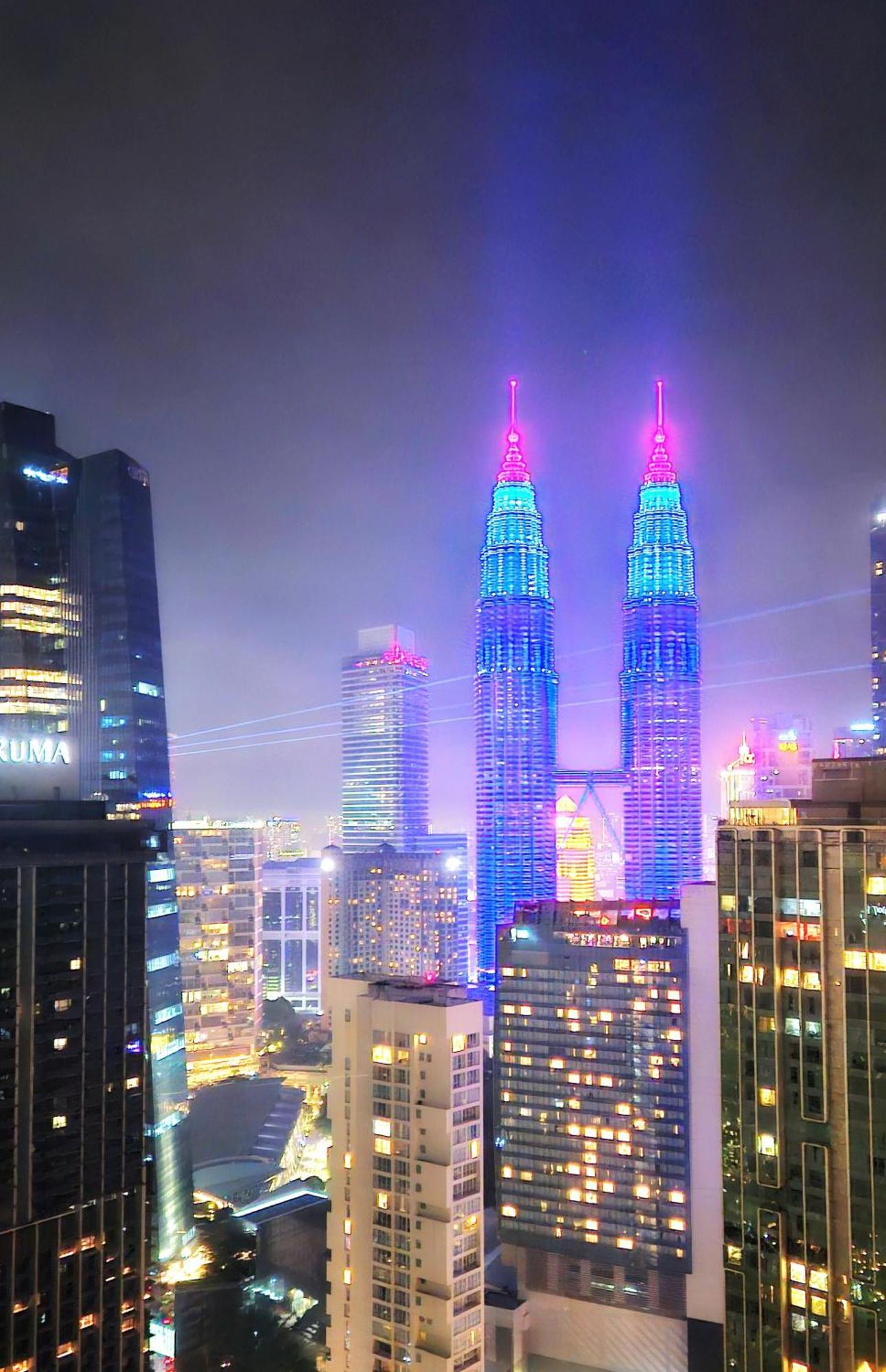8 Kia Peng Suites Klcc By Luna Kuala Lumpur Exterior foto
